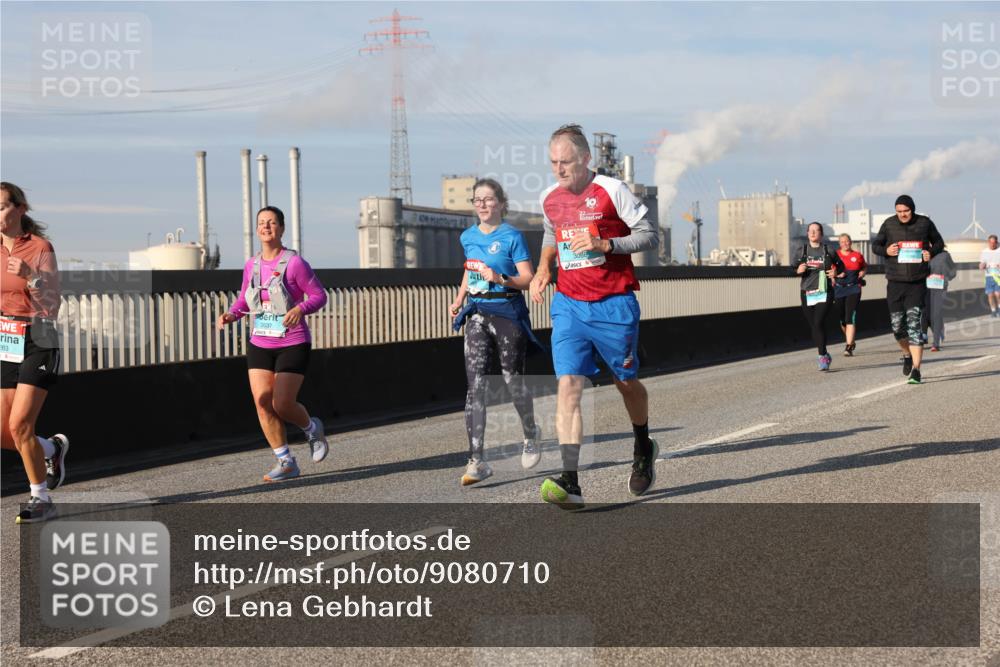 03.10.2025 - Köhlbrandbrückenlauf Lena Gebhardt http://msf.ph/oto/9080710 03.10.2025 10:03:55 Position 2 263, 10, 3088 meine-sportfotos.de