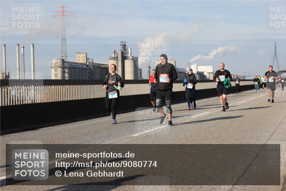 03.10.2025 - Köhlbrandbrückenlauf Lena Gebhardt http://msf.ph/oto/9080774 03.10.2025 10:03:58 Position 2 1759 meine-sportfotos.de