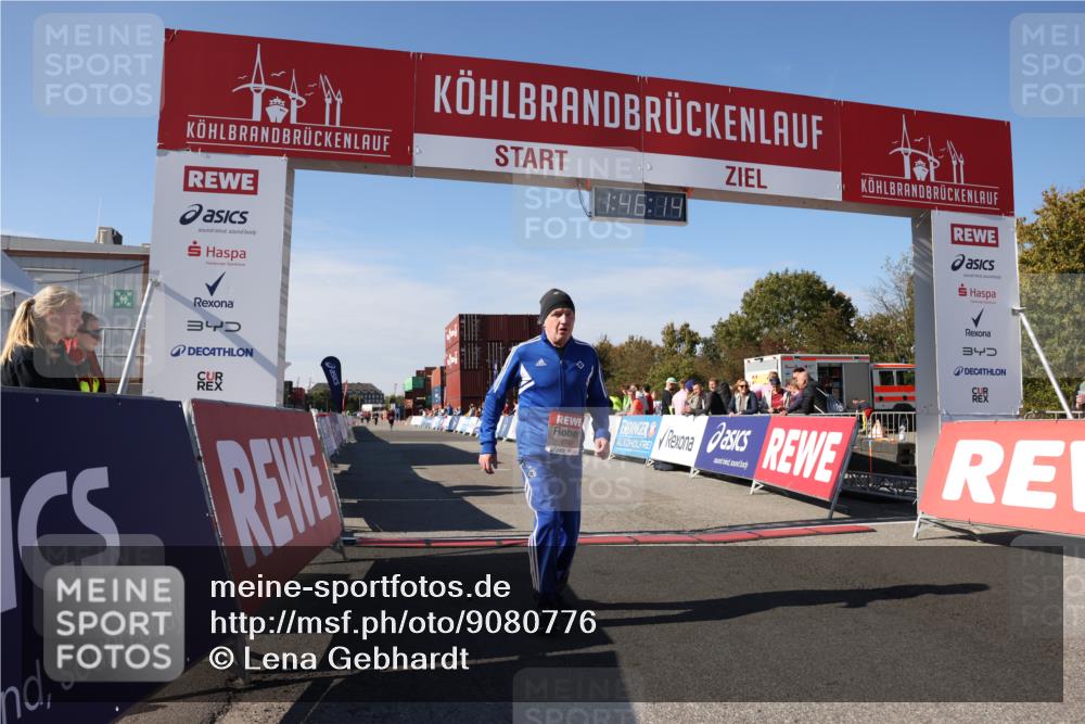 03.10.2025 - Köhlbrandbrückenlauf Lena Gebhardt http://msf.ph/oto/9080776 03.10.2025 13:46:15 Ziel 5748 meine-sportfotos.de
