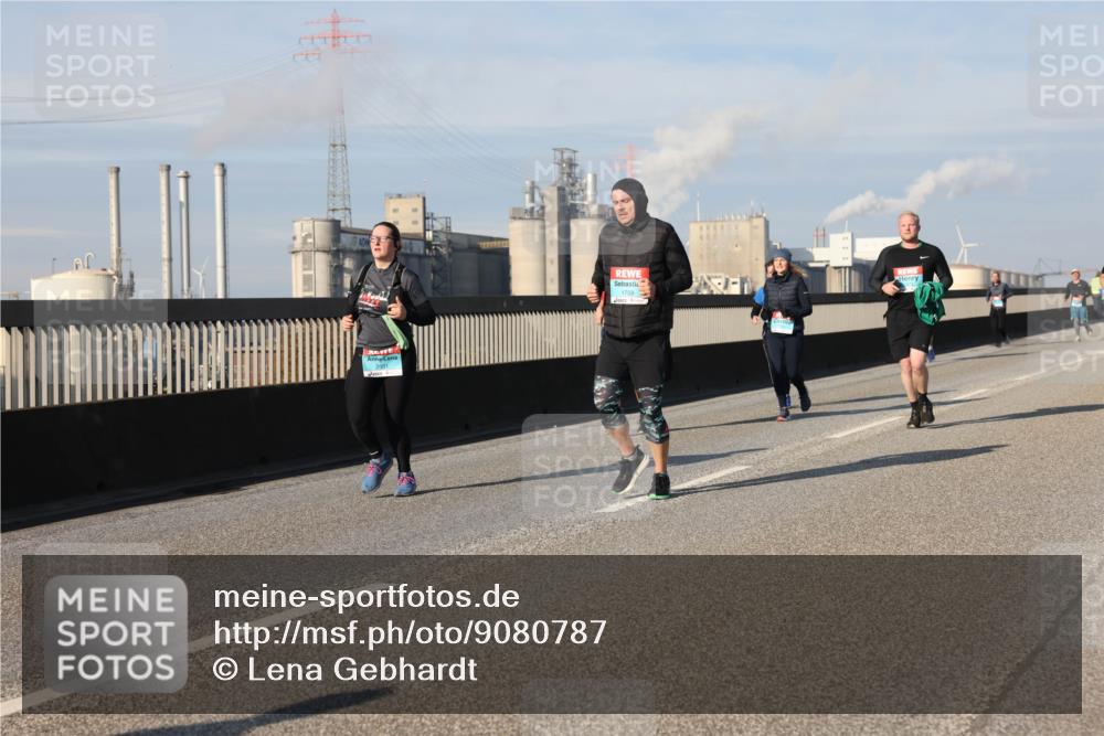 03.10.2025 - Köhlbrandbrückenlauf Lena Gebhardt http://msf.ph/oto/9080787 03.10.2025 10:03:58 Position 2 1759 meine-sportfotos.de