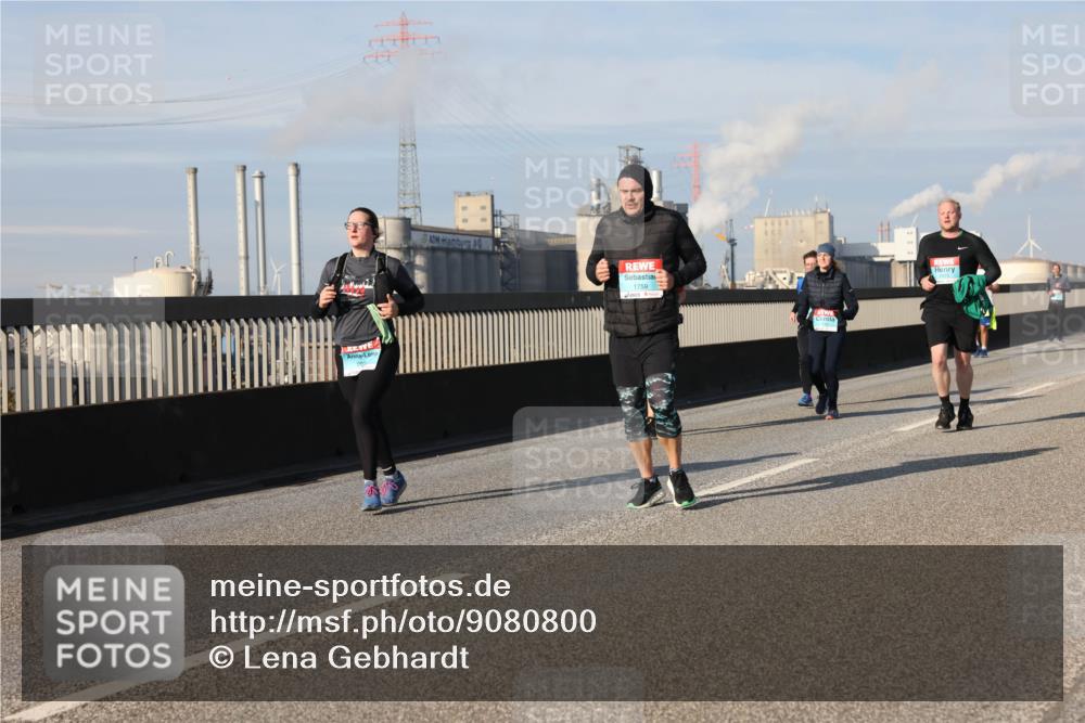 03.10.2025 - Köhlbrandbrückenlauf Lena Gebhardt http://msf.ph/oto/9080800 03.10.2025 10:03:59 Position 2 1759 meine-sportfotos.de