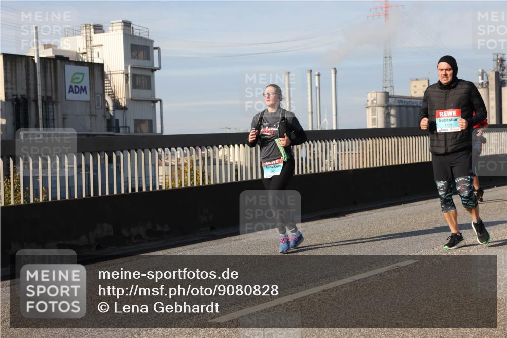 03.10.2025 - Köhlbrandbrückenlauf Lena Gebhardt http://msf.ph/oto/9080828 03.10.2025 10:03:59 Position 2 1759 meine-sportfotos.de