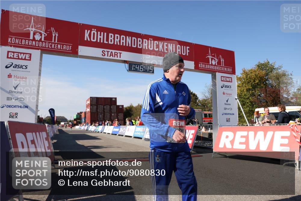 03.10.2025 - Köhlbrandbrückenlauf Lena Gebhardt http://msf.ph/oto/9080830 03.10.2025 13:46:16 Ziel 5748 meine-sportfotos.de