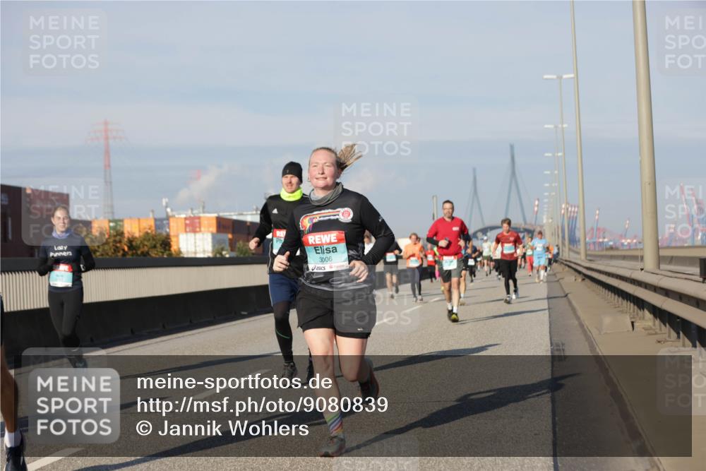 03.10.2025 - Köhlbrandbrückenlauf Jannik Wohlers http://msf.ph/oto/9080839 03.10.2025 09:54:20 Position 3 3006 meine-sportfotos.de