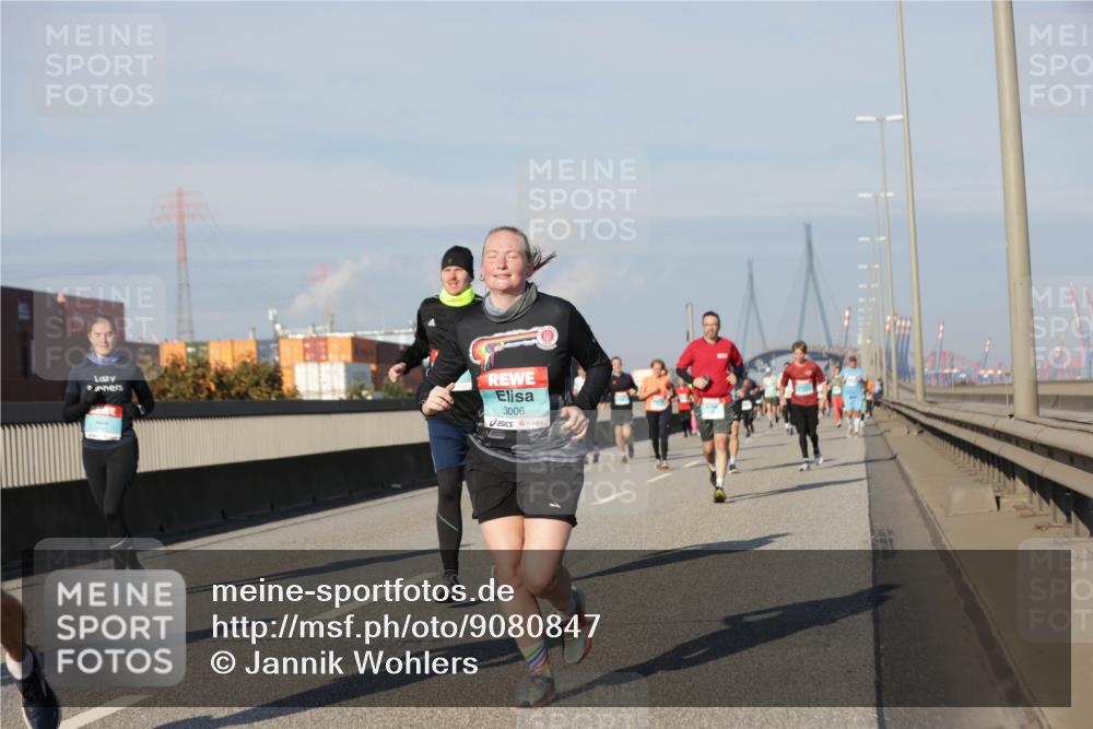 03.10.2025 - Köhlbrandbrückenlauf Jannik Wohlers http://msf.ph/oto/9080847 03.10.2025 09:54:20 Position 3 3006 meine-sportfotos.de