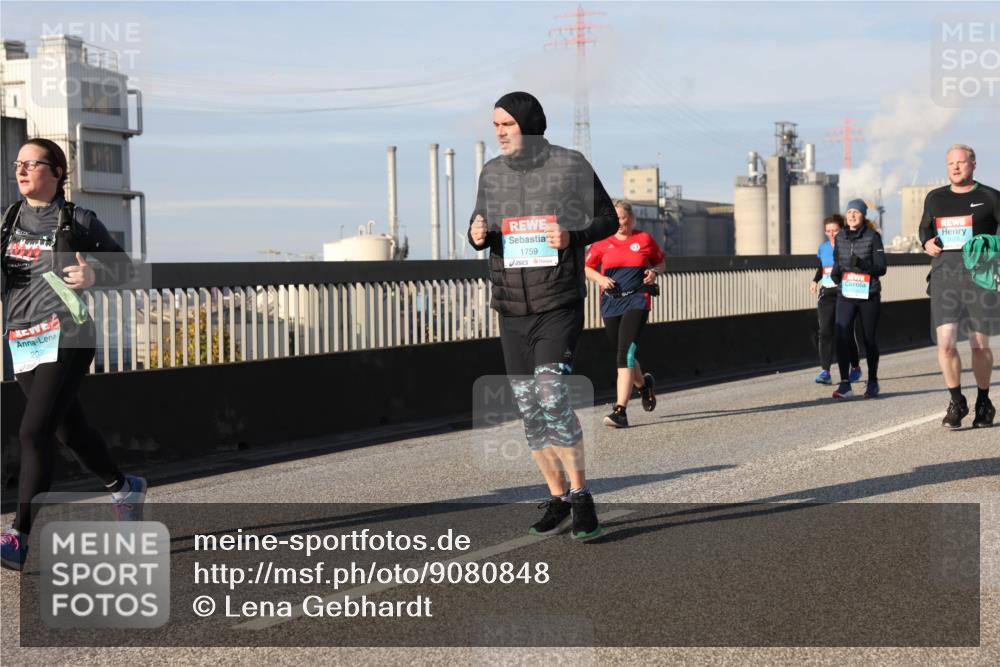 03.10.2025 - Köhlbrandbrückenlauf Lena Gebhardt http://msf.ph/oto/9080848 03.10.2025 10:04:00 Position 2 203, 1759 meine-sportfotos.de