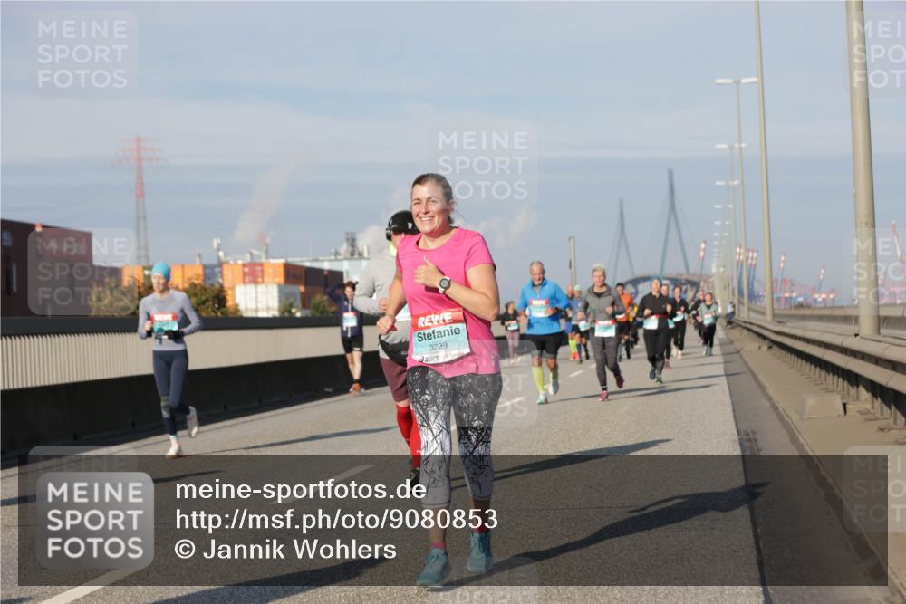 03.10.2025 - Köhlbrandbrückenlauf Jannik Wohlers http://msf.ph/oto/9080853 03.10.2025 10:02:09 Position 3 3239 meine-sportfotos.de