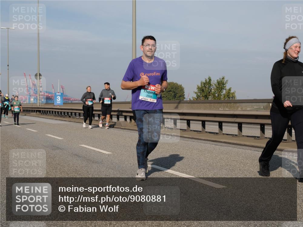 03.10.2025 - Köhlbrandbrückenlauf Fabian Wolf http://msf.ph/oto/9080881 03.10.2025 10:17:42 Position 3 3, 2988 meine-sportfotos.de