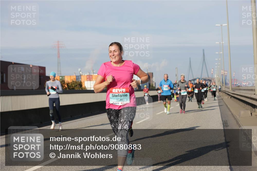 03.10.2025 - Köhlbrandbrückenlauf Jannik Wohlers http://msf.ph/oto/9080883 03.10.2025 10:02:09 Position 3 3239 meine-sportfotos.de