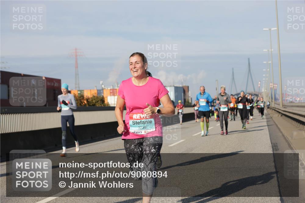 03.10.2025 - Köhlbrandbrückenlauf Jannik Wohlers http://msf.ph/oto/9080894 03.10.2025 10:02:09 Position 3 3239 meine-sportfotos.de