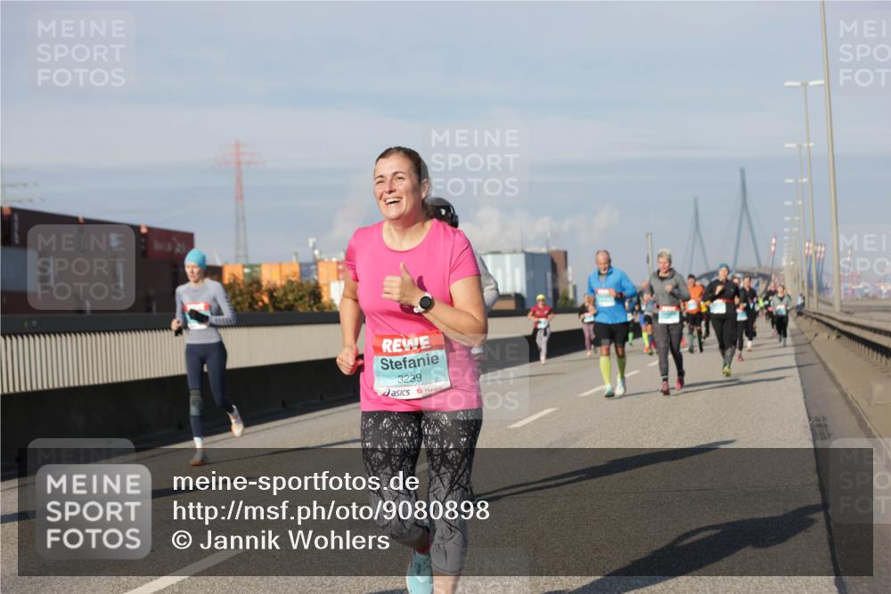 03.10.2025 - Köhlbrandbrückenlauf Jannik Wohlers http://msf.ph/oto/9080898 03.10.2025 10:02:10 Position 3 3239 meine-sportfotos.de