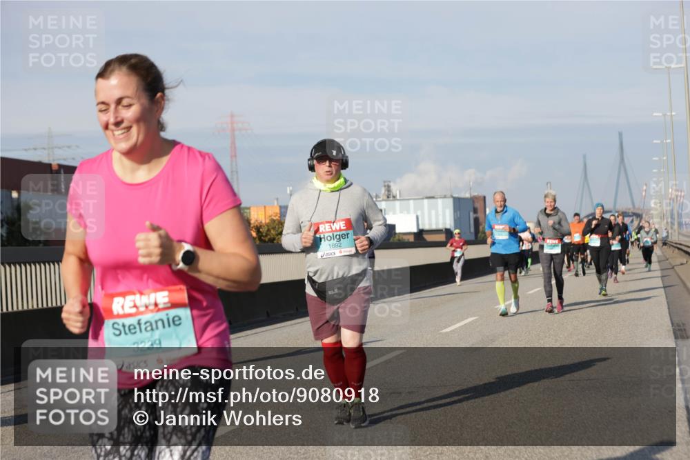03.10.2025 - Köhlbrandbrückenlauf Jannik Wohlers http://msf.ph/oto/9080918 03.10.2025 10:02:10 Position 3 3239, 1692 meine-sportfotos.de