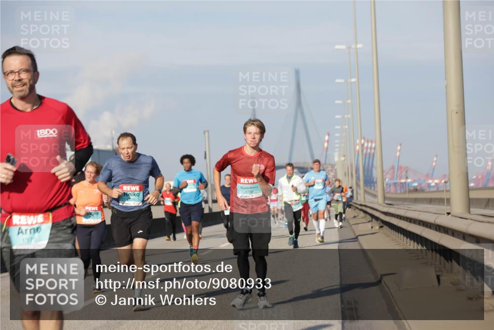 03.10.2025 - Köhlbrandbrückenlauf Jannik Wohlers http://msf.ph/oto/9080933 03.10.2025 09:54:24 Position 3 3738 meine-sportfotos.de