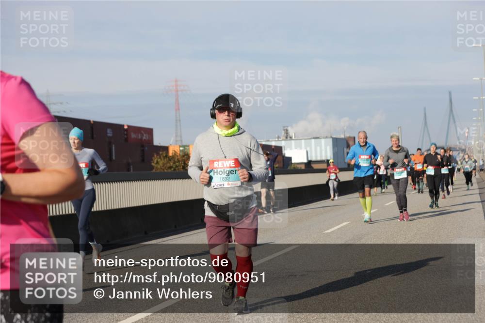 03.10.2025 - Köhlbrandbrückenlauf Jannik Wohlers http://msf.ph/oto/9080951 03.10.2025 10:02:11 Position 3 1692 meine-sportfotos.de