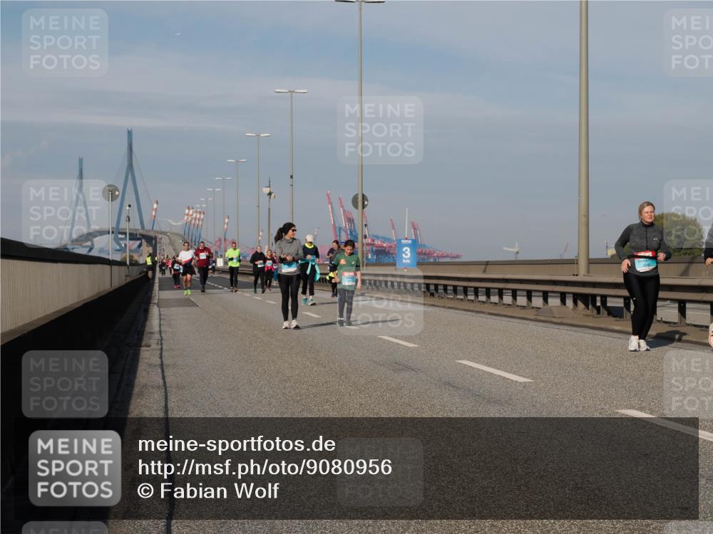 03.10.2025 - Köhlbrandbrückenlauf Fabian Wolf http://msf.ph/oto/9080956 03.10.2025 10:17:46 Position 3  meine-sportfotos.de