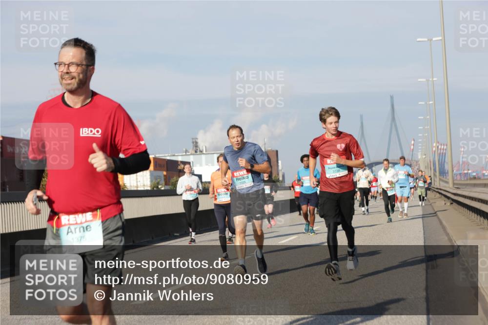 03.10.2025 - Köhlbrandbrückenlauf Jannik Wohlers http://msf.ph/oto/9080959 03.10.2025 09:54:25 Position 3 1375, 3738 meine-sportfotos.de