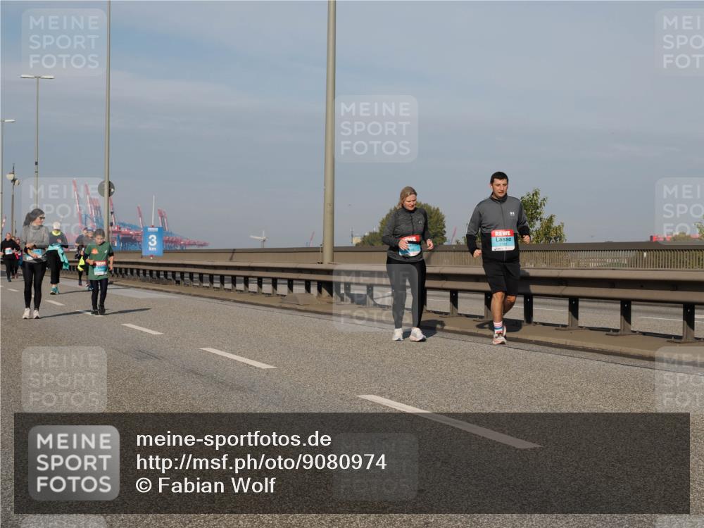 03.10.2025 - Köhlbrandbrückenlauf Fabian Wolf http://msf.ph/oto/9080974 03.10.2025 10:17:47 Position 3  meine-sportfotos.de
