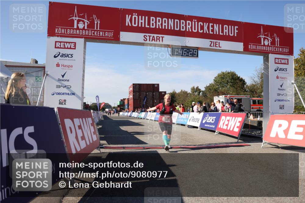 03.10.2025 - Köhlbrandbrückenlauf Lena Gebhardt http://msf.ph/oto/9080977 03.10.2025 13:46:29 Ziel 5900 meine-sportfotos.de