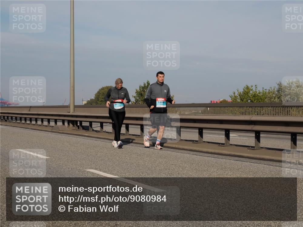 03.10.2025 - Köhlbrandbrückenlauf Fabian Wolf http://msf.ph/oto/9080984 03.10.2025 10:17:47 Position 3 2182 meine-sportfotos.de