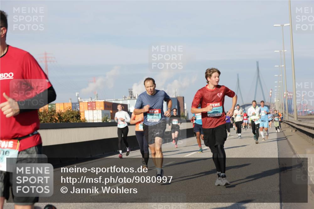 03.10.2025 - Köhlbrandbrückenlauf Jannik Wohlers http://msf.ph/oto/9080997 03.10.2025 09:54:25 Position 3 5, 2026, 8738 meine-sportfotos.de