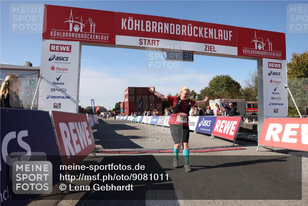 03.10.2025 - Köhlbrandbrückenlauf Lena Gebhardt http://msf.ph/oto/9081011 03.10.2025 13:46:30 Ziel 5900 meine-sportfotos.de