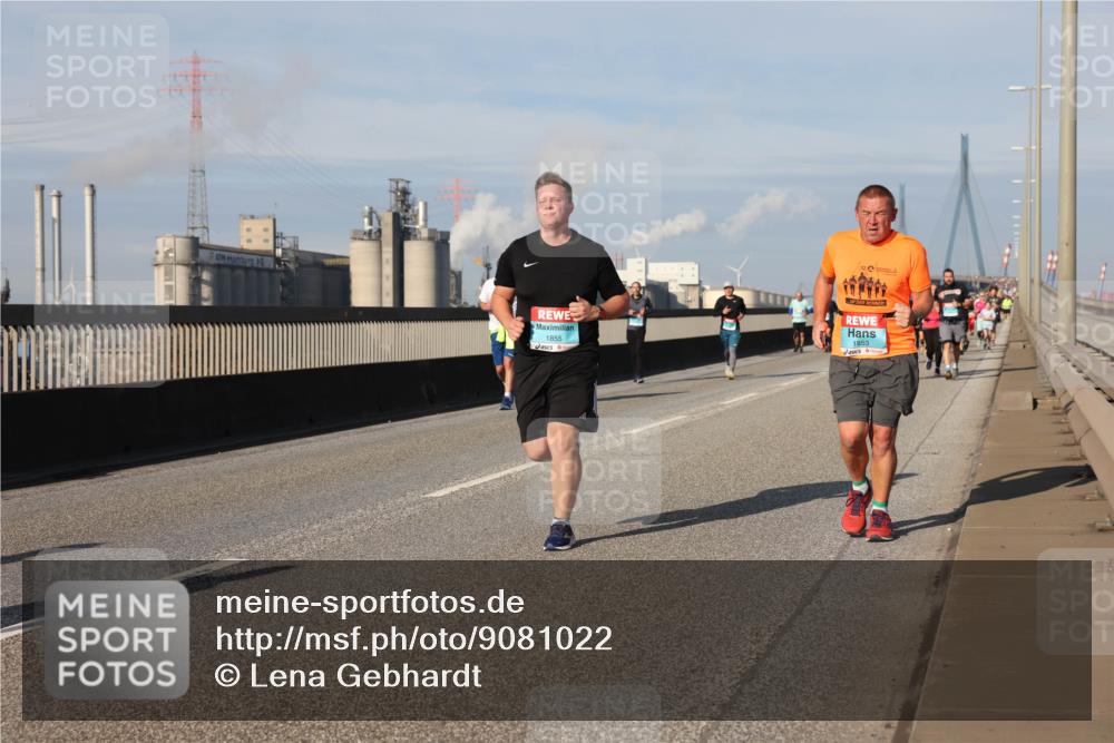 03.10.2025 - Köhlbrandbrückenlauf Lena Gebhardt http://msf.ph/oto/9081022 03.10.2025 10:04:05 Position 2 1855, 1853 meine-sportfotos.de