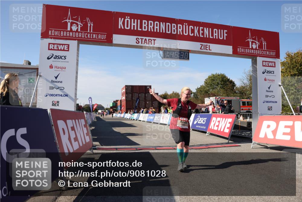 03.10.2025 - Köhlbrandbrückenlauf Lena Gebhardt http://msf.ph/oto/9081028 03.10.2025 13:46:30 Ziel 5900 meine-sportfotos.de