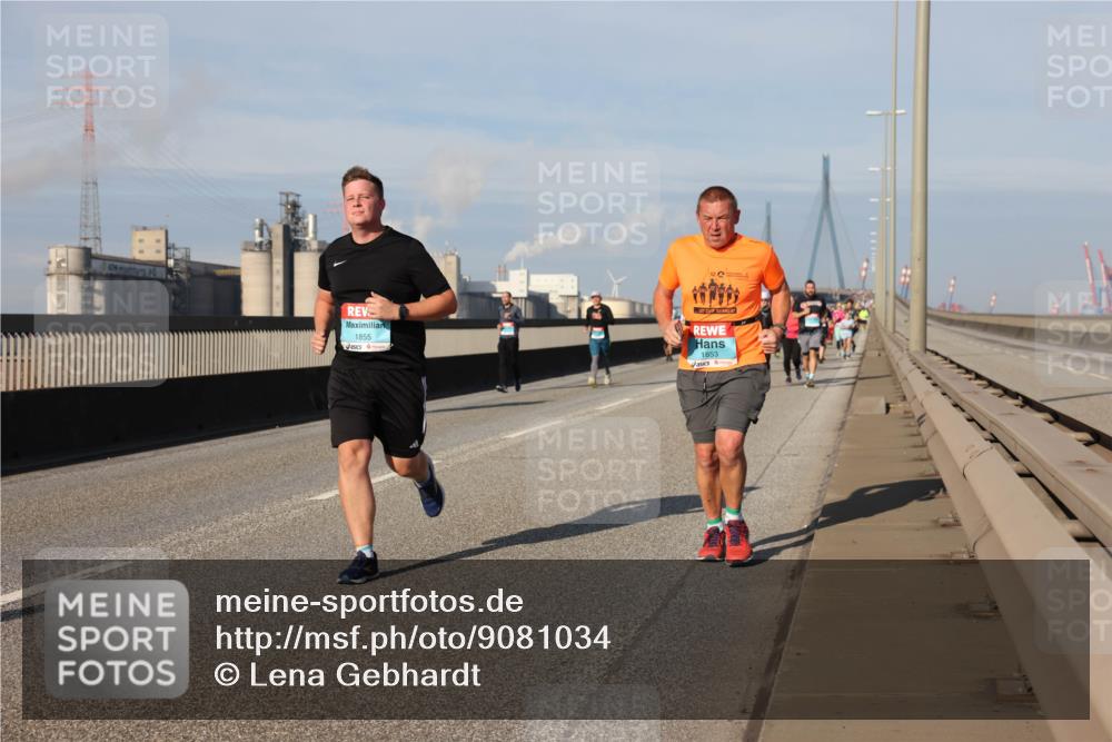 03.10.2025 - Köhlbrandbrückenlauf Lena Gebhardt http://msf.ph/oto/9081034 03.10.2025 10:04:05 Position 2 1855, 1853 meine-sportfotos.de