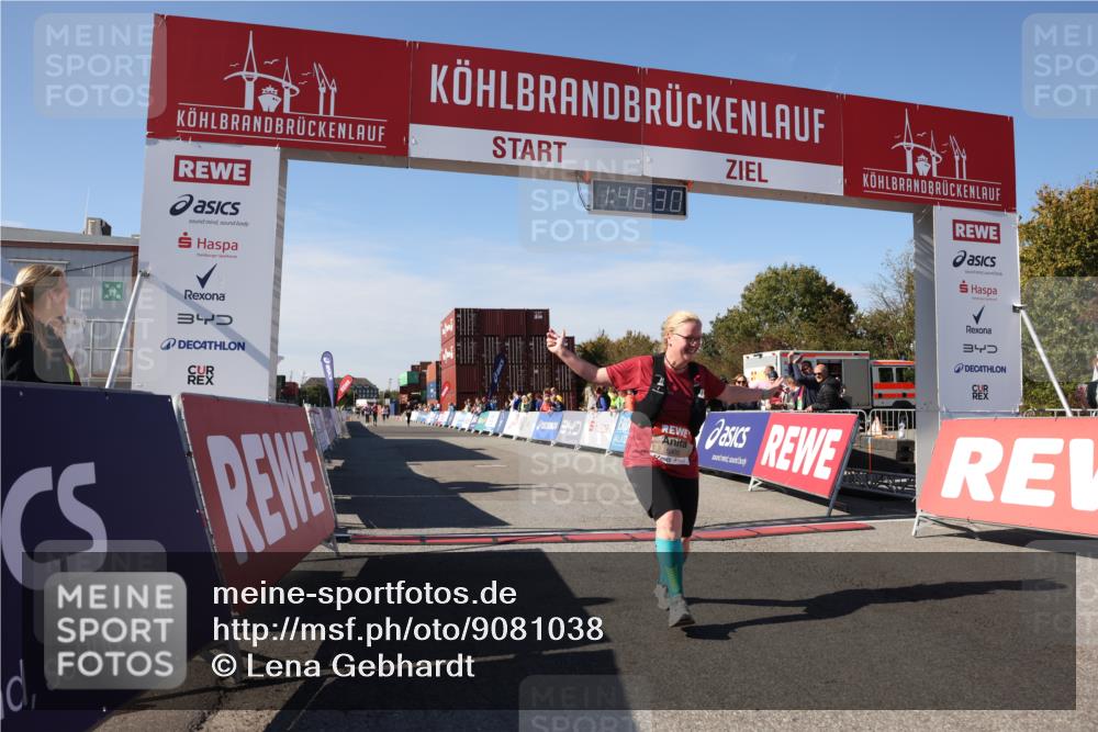 03.10.2025 - Köhlbrandbrückenlauf Lena Gebhardt http://msf.ph/oto/9081038 03.10.2025 13:46:30 Ziel 5900 meine-sportfotos.de