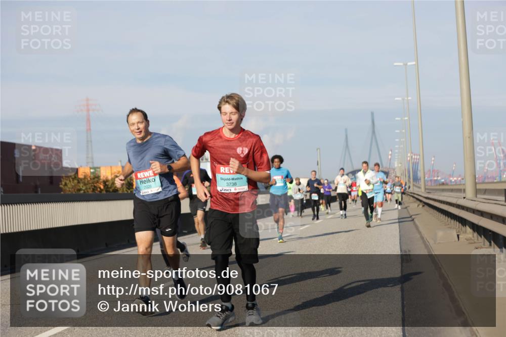03.10.2025 - Köhlbrandbrückenlauf Jannik Wohlers http://msf.ph/oto/9081067 03.10.2025 09:54:26 Position 3 2026, 3738 meine-sportfotos.de