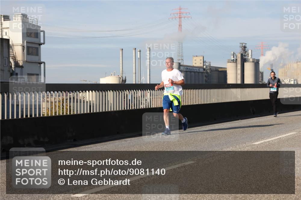 03.10.2025 - Köhlbrandbrückenlauf Lena Gebhardt http://msf.ph/oto/9081140 03.10.2025 10:04:08 Position 2  meine-sportfotos.de