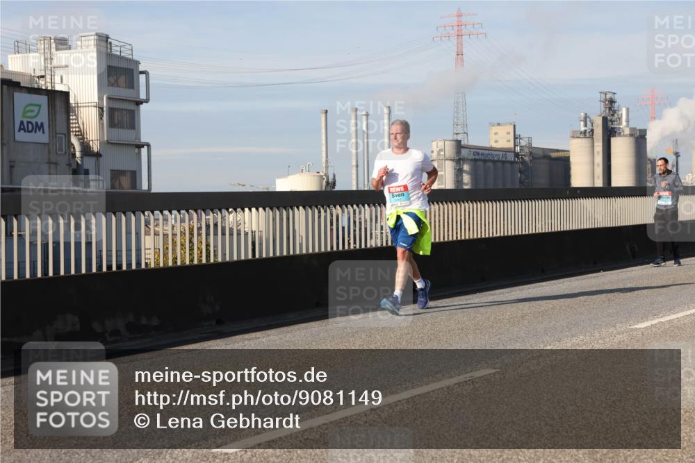 03.10.2025 - Köhlbrandbrückenlauf Lena Gebhardt http://msf.ph/oto/9081149 03.10.2025 10:04:09 Position 2  meine-sportfotos.de
