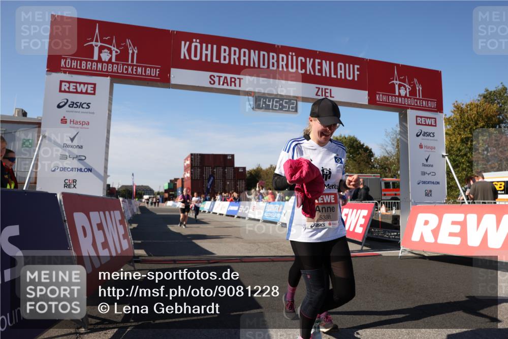 03.10.2025 - Köhlbrandbrückenlauf Lena Gebhardt http://msf.ph/oto/9081228 03.10.2025 13:46:52 Ziel 5275, 5295, 5372, 5388, 5759 meine-sportfotos.de