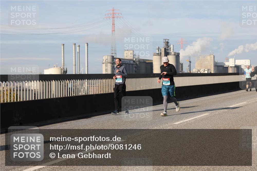 03.10.2025 - Köhlbrandbrückenlauf Lena Gebhardt http://msf.ph/oto/9081246 03.10.2025 10:04:11 Position 2  meine-sportfotos.de