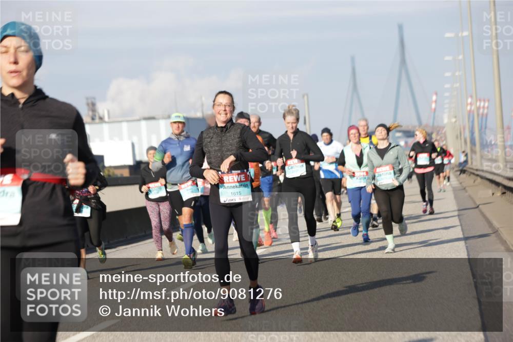 03.10.2025 - Köhlbrandbrückenlauf Jannik Wohlers http://msf.ph/oto/9081276 03.10.2025 10:02:17 Position 3 2051, 1615 meine-sportfotos.de