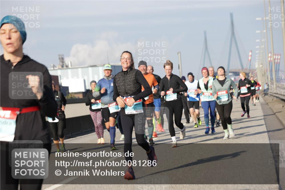 03.10.2025 - Köhlbrandbrückenlauf Jannik Wohlers http://msf.ph/oto/9081286 03.10.2025 10:02:17 Position 3 1815 meine-sportfotos.de