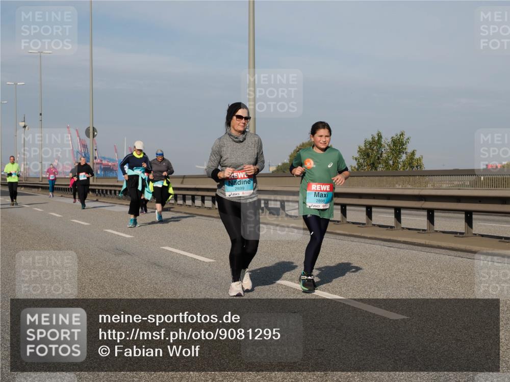 03.10.2025 - Köhlbrandbrückenlauf Fabian Wolf http://msf.ph/oto/9081295 03.10.2025 10:17:54 Position 3 2899, 2898 meine-sportfotos.de