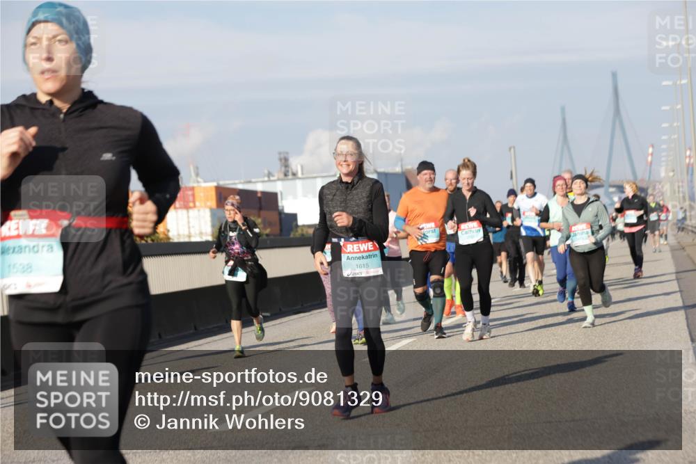 03.10.2025 - Köhlbrandbrückenlauf Jannik Wohlers http://msf.ph/oto/9081329 03.10.2025 10:02:18 Position 3 1538, 1615 meine-sportfotos.de