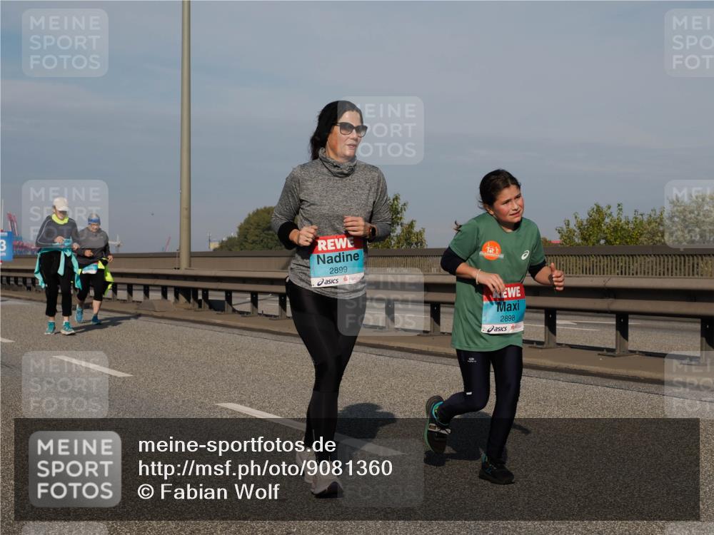 03.10.2025 - Köhlbrandbrückenlauf Fabian Wolf http://msf.ph/oto/9081360 03.10.2025 10:17:55 Position 3 2899, 2898 meine-sportfotos.de
