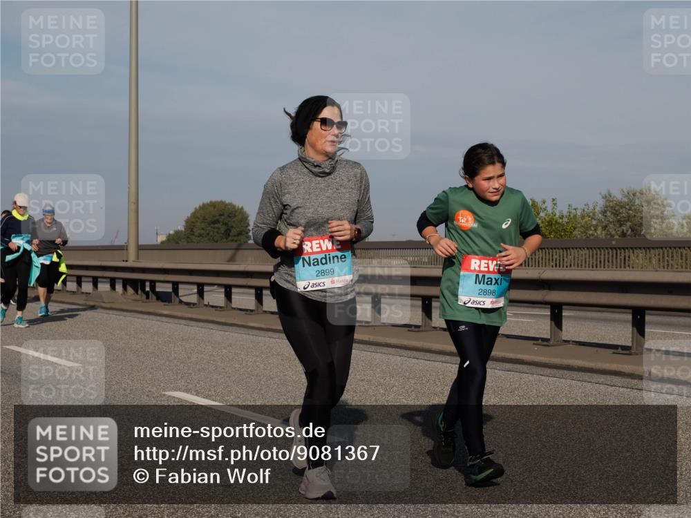 03.10.2025 - Köhlbrandbrückenlauf Fabian Wolf http://msf.ph/oto/9081367 03.10.2025 10:17:56 Position 3 2899, 2898 meine-sportfotos.de