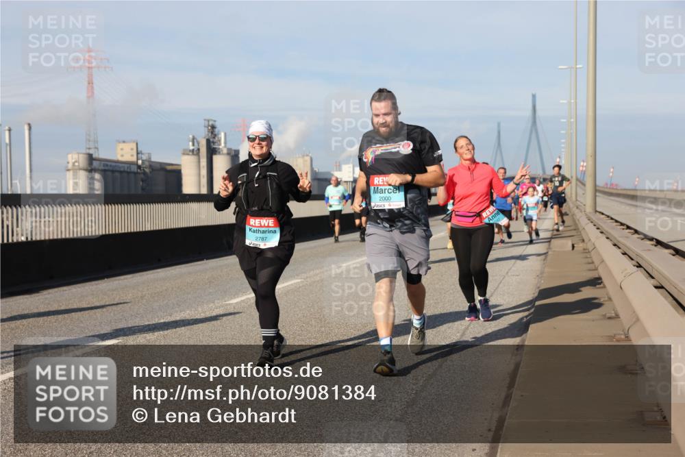03.10.2025 - Köhlbrandbrückenlauf Lena Gebhardt http://msf.ph/oto/9081384 03.10.2025 10:04:14 Position 2 2787, 2000 meine-sportfotos.de