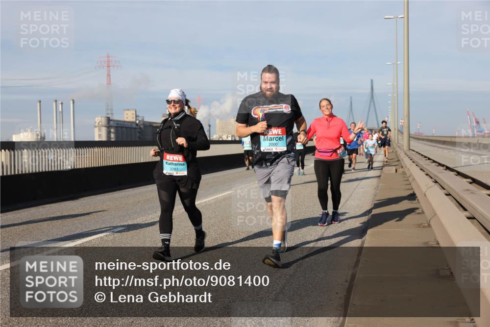03.10.2025 - Köhlbrandbrückenlauf Lena Gebhardt http://msf.ph/oto/9081400 03.10.2025 10:04:14 Position 2 2787, 2000 meine-sportfotos.de