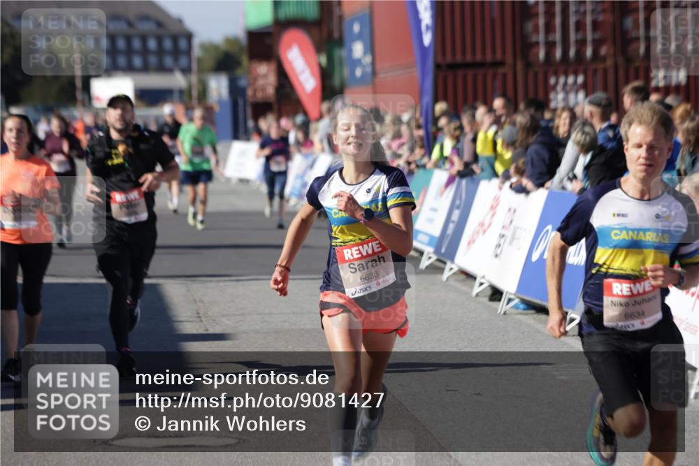 03.10.2025 - Köhlbrandbrückenlauf Jannik Wohlers http://msf.ph/oto/9081427 03.10.2025 13:18:04 Ziel 4333, 4366, 4620, 4661, 4682, 4950, 5129, 5209, 6153, 6326, 6435, 6633, 6634 meine-sportfotos.de
