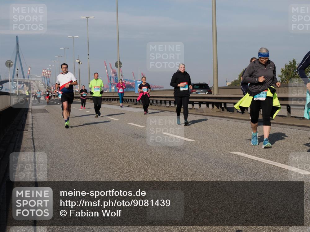 03.10.2025 - Köhlbrandbrückenlauf Fabian Wolf http://msf.ph/oto/9081439 03.10.2025 10:18:01 Position 3 2322, 2603 meine-sportfotos.de