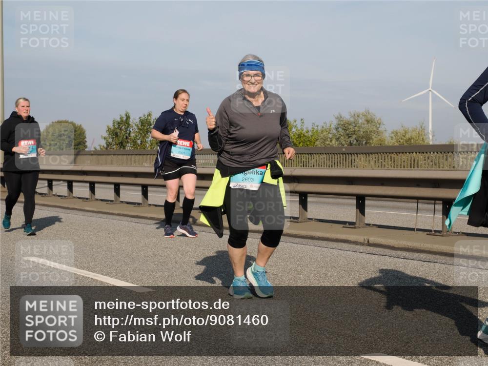 03.10.2025 - Köhlbrandbrückenlauf Fabian Wolf http://msf.ph/oto/9081460 03.10.2025 10:18:03 Position 3 2501, 2603 meine-sportfotos.de