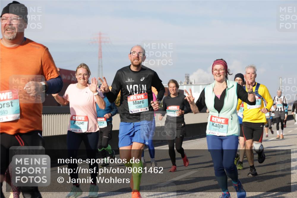 03.10.2025 - Köhlbrandbrückenlauf Jannik Wohlers http://msf.ph/oto/9081462 03.10.2025 10:02:23 Position 3 593, 1576, 1672, 1282, 1911 meine-sportfotos.de
