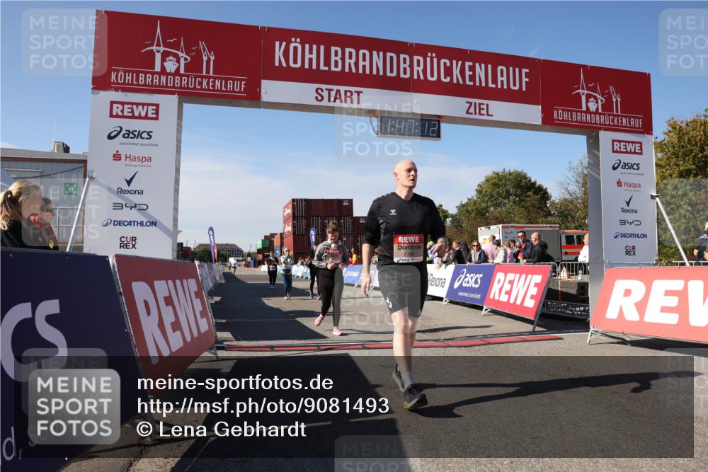 03.10.2025 - Köhlbrandbrückenlauf Lena Gebhardt http://msf.ph/oto/9081493 03.10.2025 13:47:12 Ziel 5136, 5293, 5635, 5636, 6073 meine-sportfotos.de