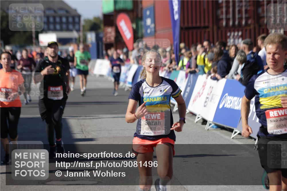 03.10.2025 - Köhlbrandbrückenlauf Jannik Wohlers http://msf.ph/oto/9081496 03.10.2025 13:18:04 Ziel 4333, 4366, 4620, 4661, 4682, 4950, 5129, 5209, 6153, 6326, 6435, 6633, 6634 meine-sportfotos.de