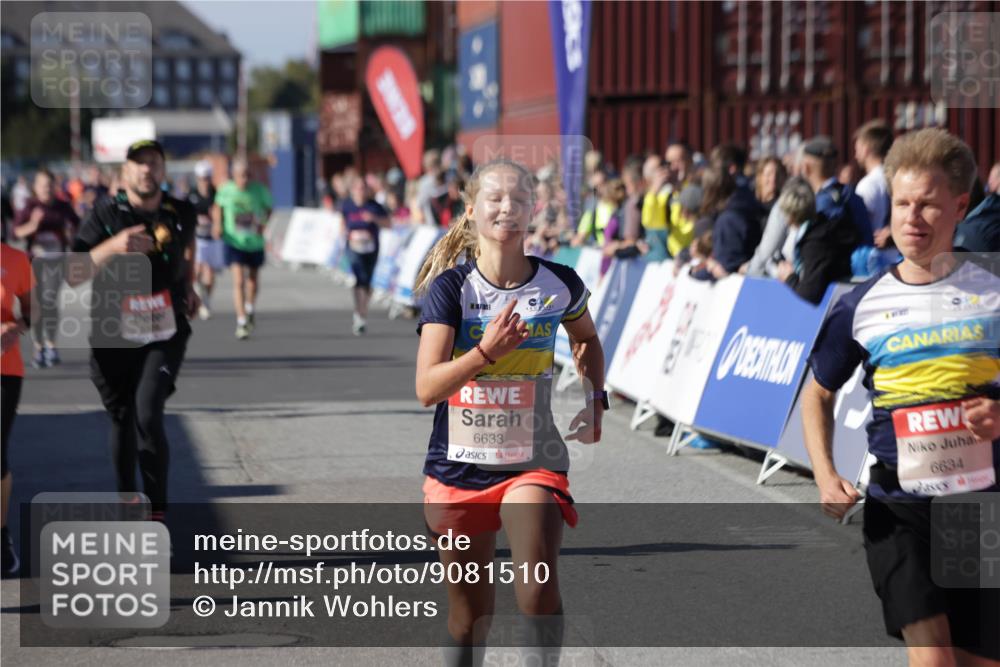 03.10.2025 - Köhlbrandbrückenlauf Jannik Wohlers http://msf.ph/oto/9081510 03.10.2025 13:18:04 Ziel 4333, 4366, 4620, 4661, 4682, 4950, 5129, 5209, 6153, 6326, 6435, 6633, 6634 meine-sportfotos.de