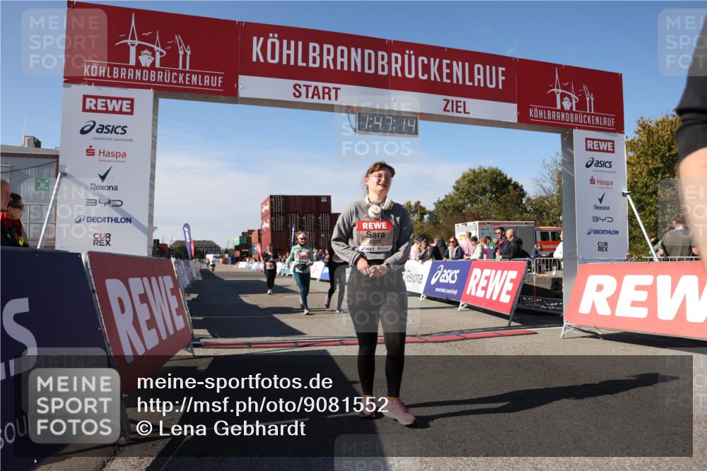 03.10.2025 - Köhlbrandbrückenlauf Lena Gebhardt http://msf.ph/oto/9081552 03.10.2025 13:47:14 Ziel 5136, 5293, 5635, 5636, 6073 meine-sportfotos.de